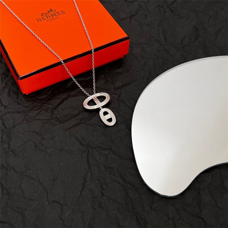 High Quality Luxury Hermes Pig Nose Necklace – Style 51081 product detail