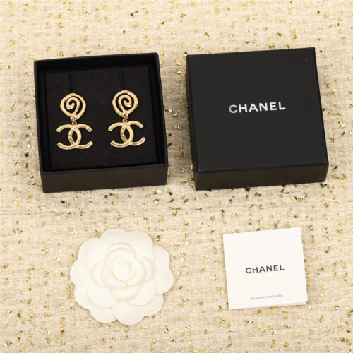 High Quality Luxury Chanel Musical Note Double C Earrings