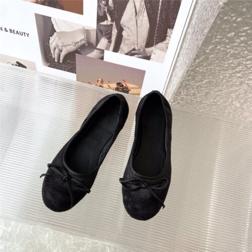 High Quality Luxury Balenciaga Distressed Ballerinas alternate view