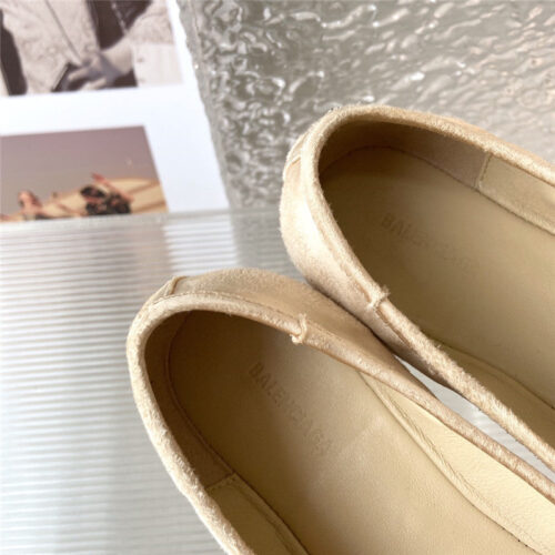 High Quality Luxury Balenciaga Distressed Ballerinas – Style 18051 product detail