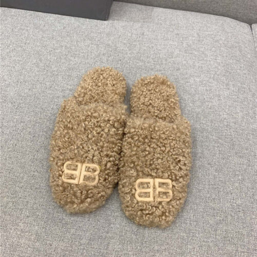 High Quality Luxury Balenciaga Classic Fur Flat Slippers – Style 58755 product detail