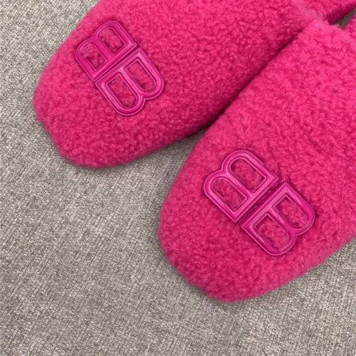 High Quality Luxury Balenciaga Classic Fur Flat Slippers – Style 22595 product detail