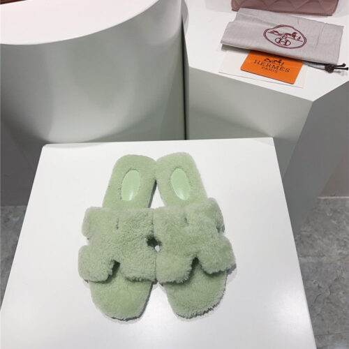 High Quality Luxury Hermes H Drags Autumn And Winter Style Flat Bottom Hair Drag – Style 96419 product detail