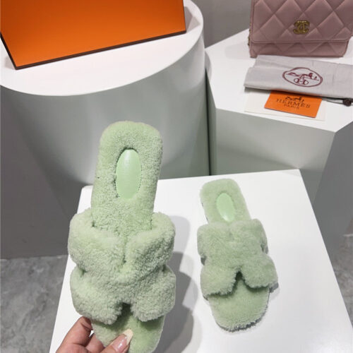 High Quality Luxury Hermes H Drags Autumn And Winter Style Flat Bottom Hair Drag – Style 96419 product detail