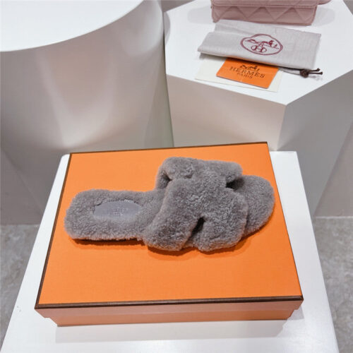 High Quality Luxury Hermes H Drags Autumn And Winter Style Flat Bottom Hair Drag product detail