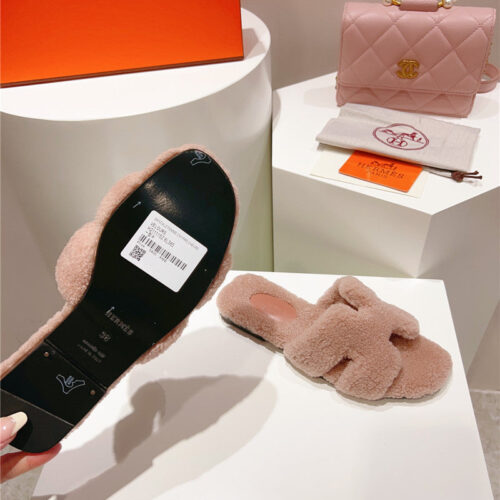 High Quality Luxury Hermes H Drags Autumn And Winter Style Flat Bottom Hair Drag – Style 58563 product detail