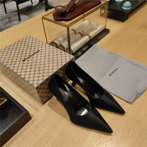 High Quality Luxury Balenciaga Prismatic Triangle Mules Pumps – Style 63587