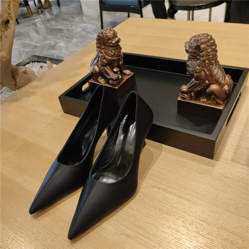 High Quality Luxury Balenciaga Prismatic Triangle Mules Pumps – Style 63587 product detail