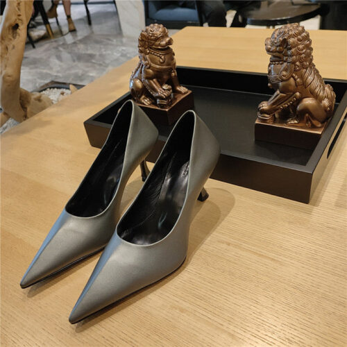 High Quality Luxury Balenciaga Prismatic Triangle Mules Pumps – Style 92963 product detail