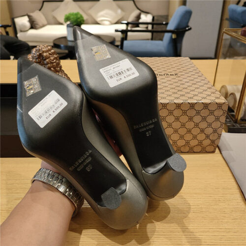 High Quality Luxury Balenciaga Prismatic Triangle Mules Pumps – Style 92963 product detail