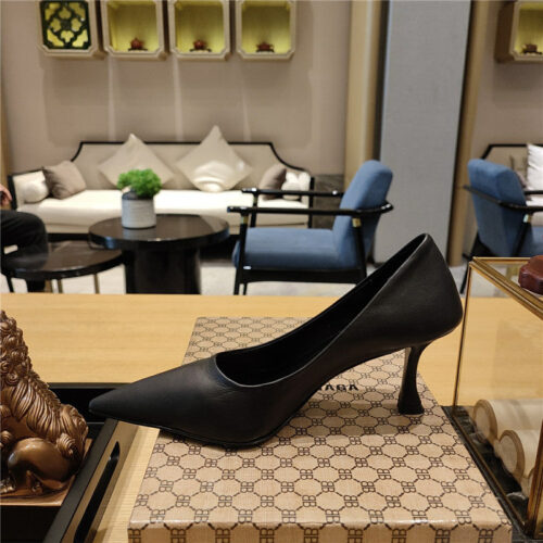 High Quality Luxury Balenciaga Prismatic Triangle Mules Pumps – Style 56803 product detail