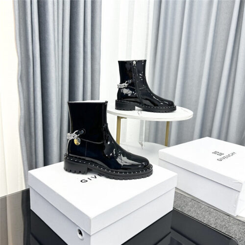 High Quality Luxury Givenchy New Martin Boots – Style 13891 alternate view
