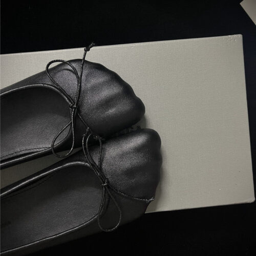 High Quality Luxury Balenciaga Fall/Winter Show Toe Ballerinas – Style 25379 product detail