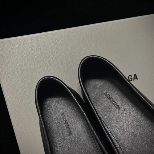 High Quality Luxury Balenciaga Fall/Winter Show Toe Ballerinas – Style 25379 product detail