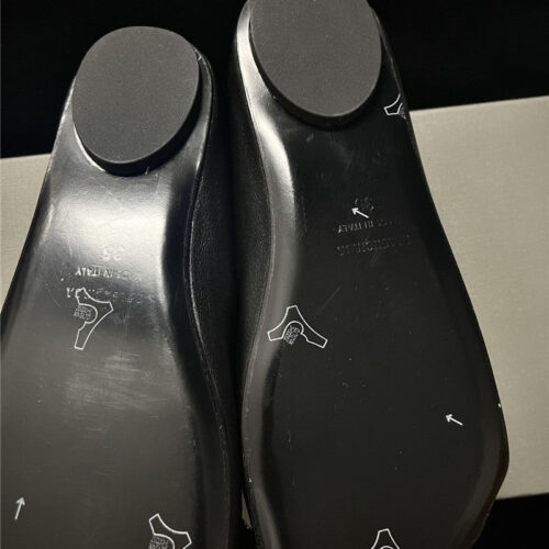 High Quality Luxury Balenciaga Fall/Winter Show Toe Ballerinas – Style 25379 product detail