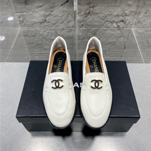 High Quality Luxury Chanel New Low Heel Loafers – Style 94918 alternate view