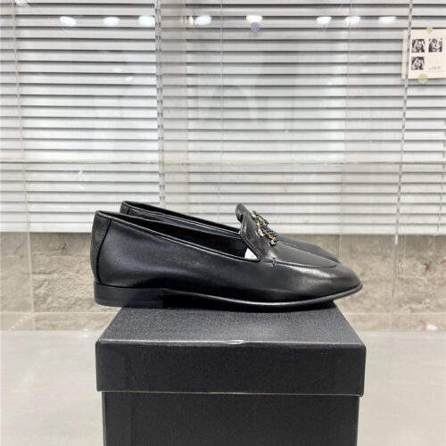 High Quality Luxury Chanel New Low Heel Loafers – Style 91526 product detail