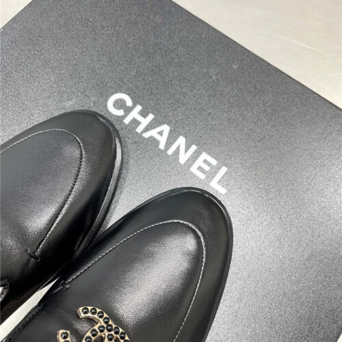 High Quality Luxury Chanel New Low Heel Loafers – Style 91526 product detail