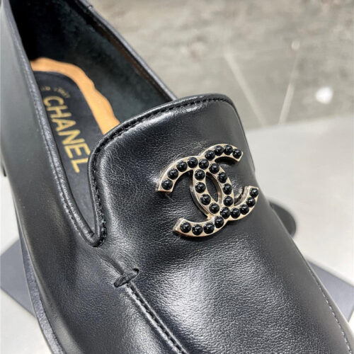 High Quality Luxury Chanel New Low Heel Loafers – Style 91526 product detail
