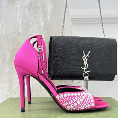 High Quality Luxury Gucci Rhinestone Slippers Sandals – Style 94355 product detail