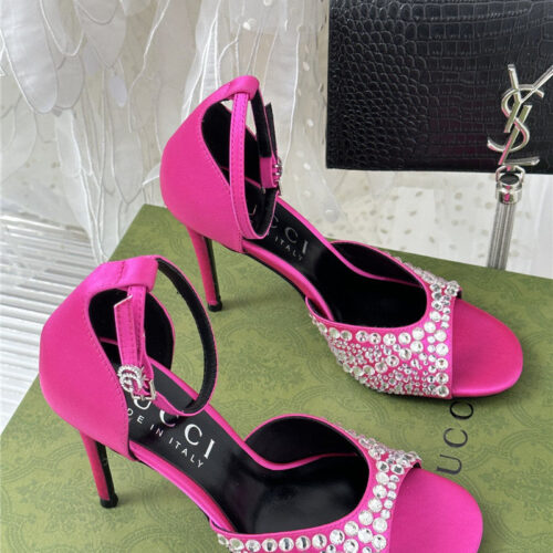 High Quality Luxury Gucci Rhinestone Slippers Sandals – Style 94355