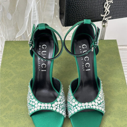 High Quality Luxury Gucci Rhinestone Slippers Sandals – Style 27123 product detail