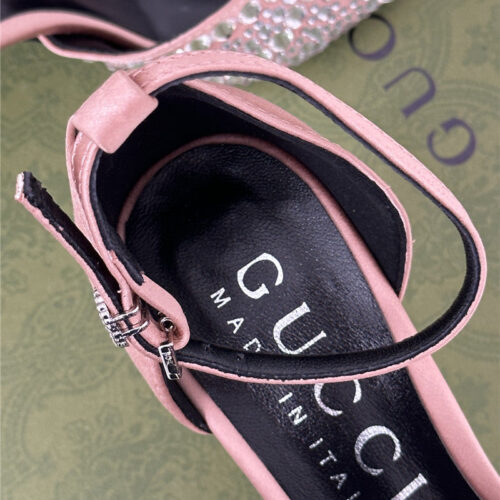 High Quality Luxury Gucci Rhinestone Slippers Sandals – Style 92659 product detail