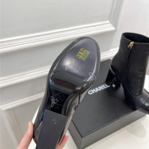High Quality Luxury Chanel Catwalk Style Pearl Heel Ankle Boots – Style 18118 product detail