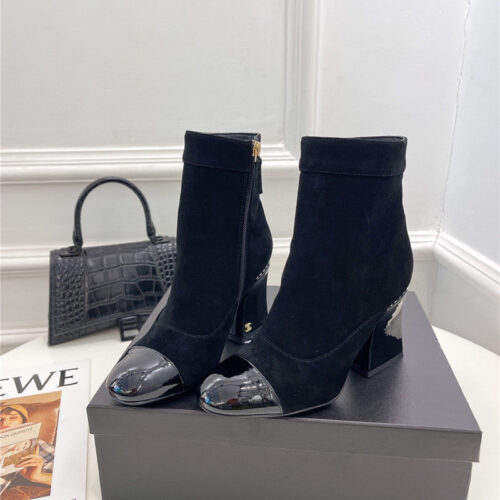 High Quality Luxury Chanel Catwalk Style Pearl Heel Ankle Boots – Style 49190