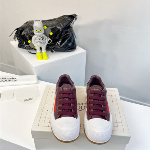 High Quality Luxury Alexander McQueen Retro Sneakers Skate Shoes – Style 58659 product detail