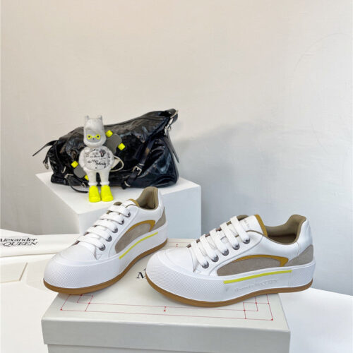 High Quality Luxury Alexander McQueen Retro Sneakers Skate Shoes – Style 55267