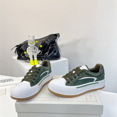 High Quality Luxury Alexander McQueen Retro Sneakers Skate Shoes – Style 53571