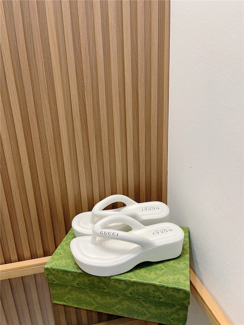 High Quality Luxury Gucci New Thick Bottom Flip Flops – Style 20403