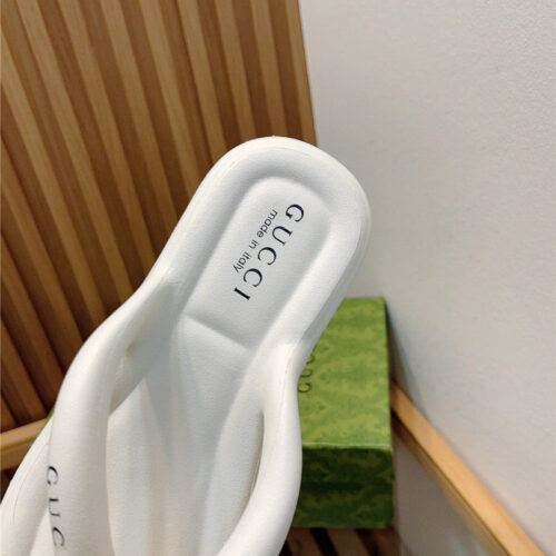 High Quality Luxury Gucci New Thick Bottom Flip Flops – Style 20403 product detail