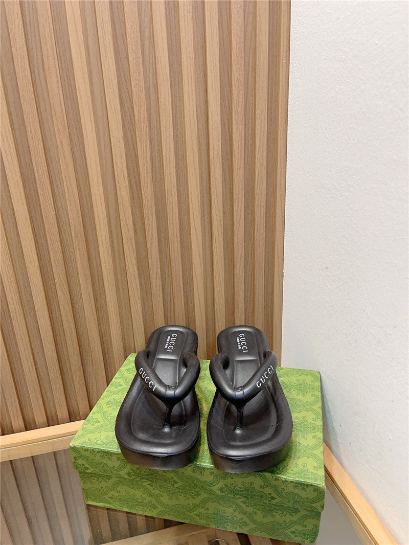 High Quality Luxury Gucci New Thick Bottom Flip Flops – Style 85939 product detail