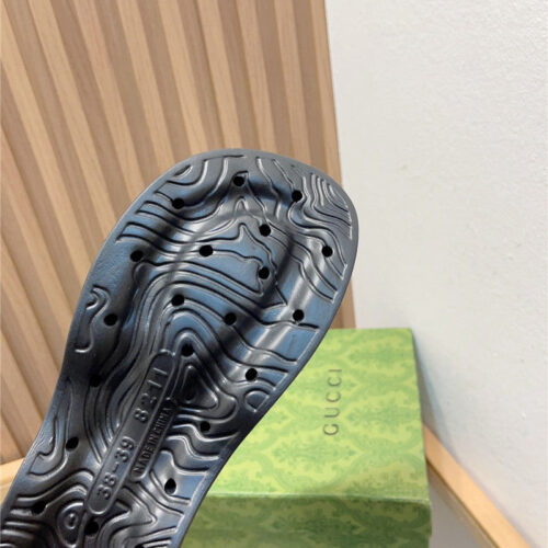 High Quality Luxury Gucci New Thick Bottom Flip Flops – Style 85939 product detail