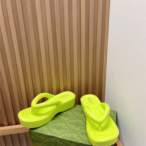 High Quality Luxury Gucci New Thick Bottom Flip Flops alternate view