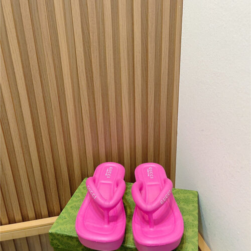 High Quality Luxury Gucci New Thick Bottom Flip Flops – Style 84243 product detail