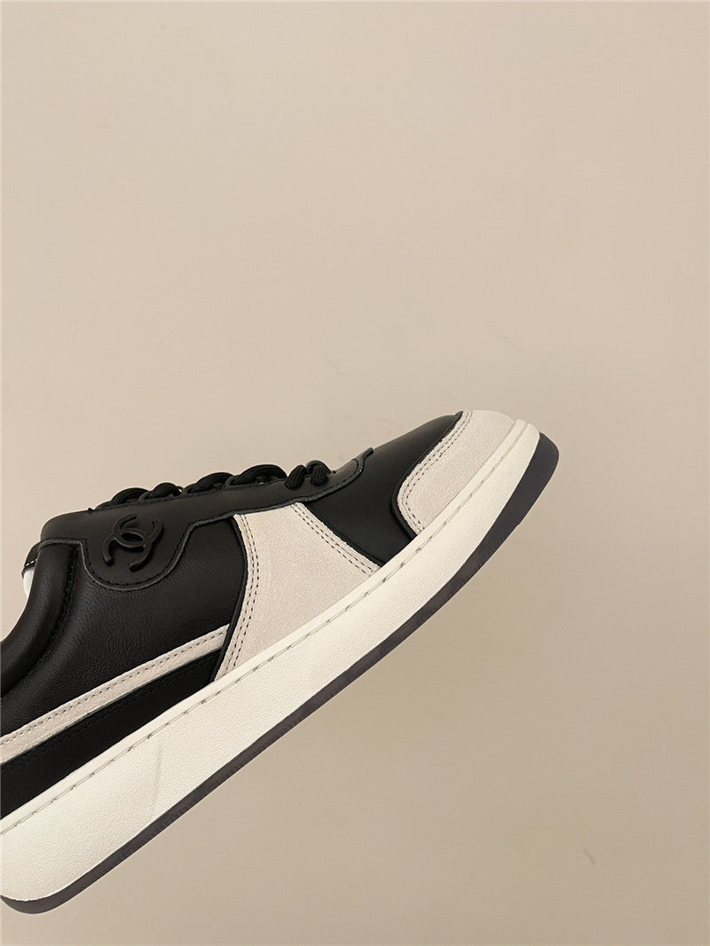 High Quality Luxury Chanel Early Autumn Panda Color Matching Sneakers product detail
