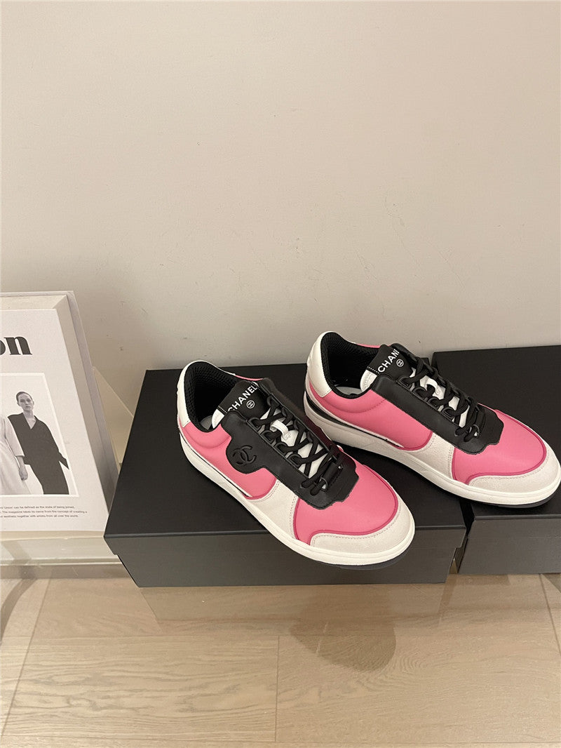 High Quality Luxury Chanel Early Autumn Panda Color Matching Sneakers – Style 90342