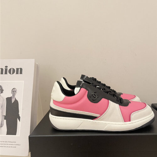 High Quality Luxury Chanel Early Autumn Panda Color Matching Sneakers – Style 90342 product detail
