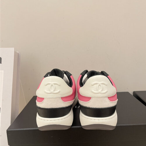 High Quality Luxury Chanel Early Autumn Panda Color Matching Sneakers – Style 90342 product detail