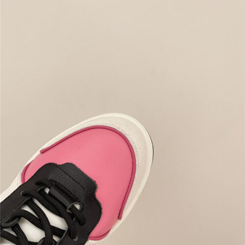 High Quality Luxury Chanel Early Autumn Panda Color Matching Sneakers – Style 90342 product detail