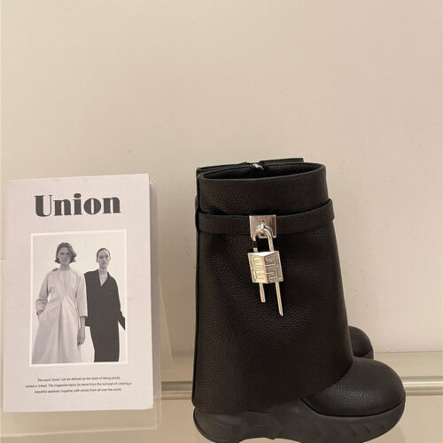 High Quality Luxury Givenchy Autumn/Winter Trendy Shark Boots product detail