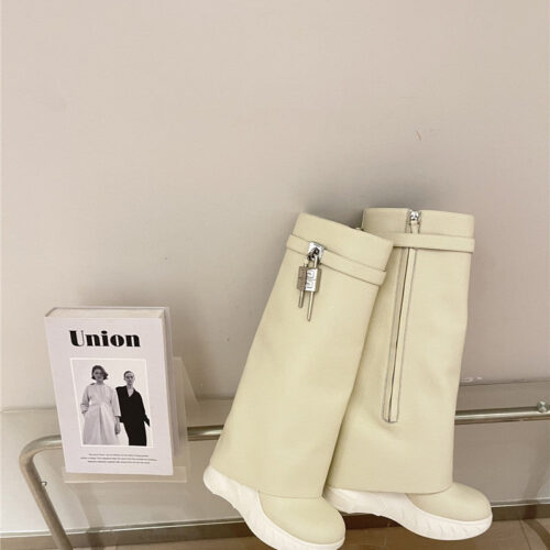 High Quality Luxury Givenchy Autumn/Winter Trendy Shark Boots – Style 96995 product detail