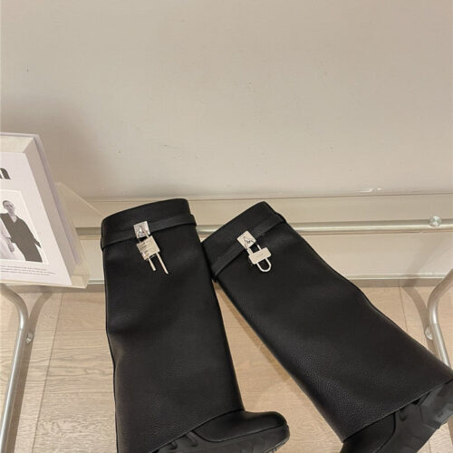 High Quality Luxury Givenchy Autumn/Winter Trendy Shark Boots – Style 28067 product detail