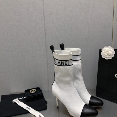 High Quality Luxury Chanel Diamond Double C Buckle Stiletto Boots – Style 85318 product detail