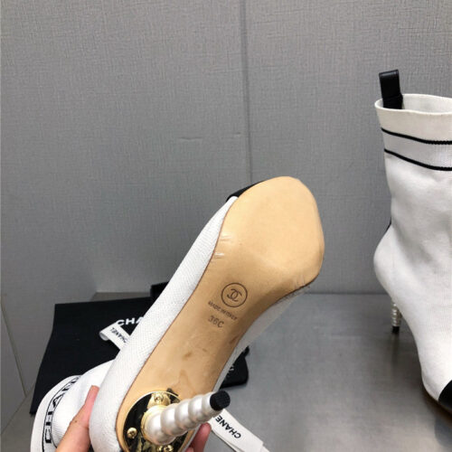 High Quality Luxury Chanel Diamond Double C Buckle Stiletto Boots – Style 85318 product detail