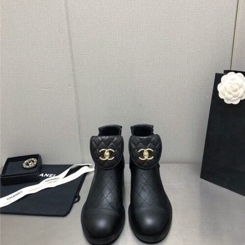 High Quality Luxury Chanel Explosive Boots alternate view