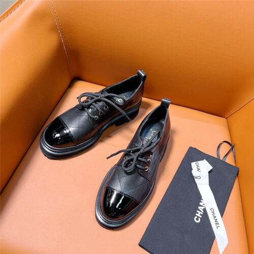High Quality Luxury Chanel Classic Double C Letter Logo Loafers – Style 05318 alternate view